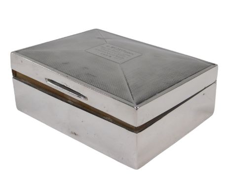 guitar cigarette holder Amazon.com: Portable Plastic Cigarette Case, Magic Electric Guitar Music Print Pockets Cigarette Case Sleek Cigarette Holder for Men and Women : Health & Household