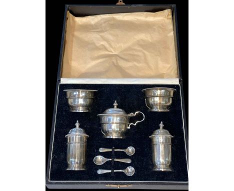Silver five piece condiment set, Birmingham 1934, cased.