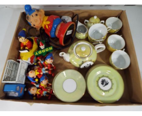 Lot to include a Noddy night light, 7 models of Noddy and Big Ears, a small vehicle by Tonka and a child's tea service.