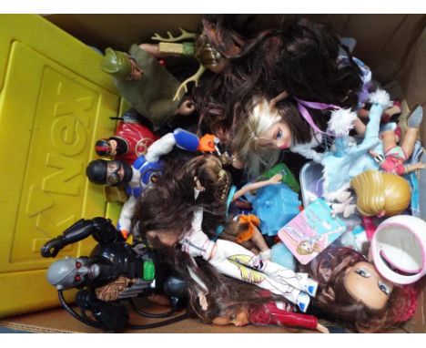 A good lot to include a quantity of K'nex construction pieces in carry case, 5 Action Man figures and a quantity of Bratz dol
