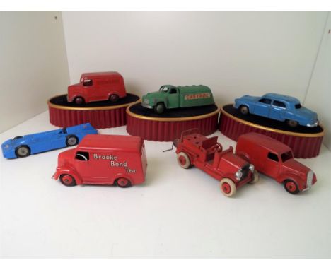 Dinky Toys - a good lot of unboxed early models to include a Trojan van, 'Brooke Bond Tea' (excellent), a further red Trojan 