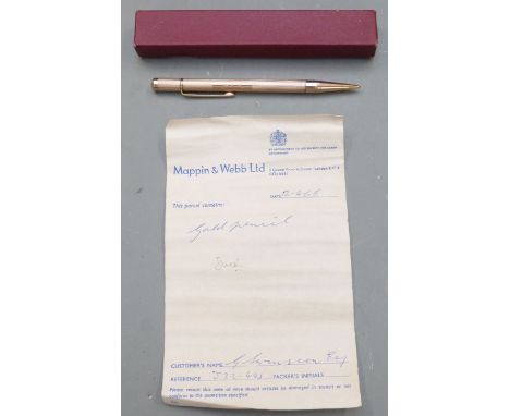 9ct gold propelling pencil with engine turned finish, in box with original Mappin &amp; Webb packing receipt dated 1966, leng
