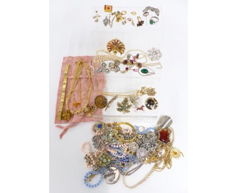 A collection of costume jewellery including vintage brooches, 9ct gold earrings, necklaces etc&nbsp;