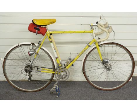 Rotrax Cycles vintage road bicycle with 54cm frame, Shimano chainwheels, Suntour derailleur and Rigida rims
