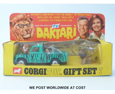 Corgi Toys diecast model Gift Set No.7 Daktari Land Rover 109 WB with figures and animals, in original box with inner tray.