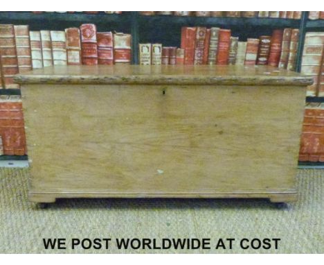 A pine trunk with candle box (W95 D47 H48cm)