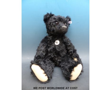 Steiff black mohair 1912 replica bear with jointed limbs and growler, 50cm tall, in original box