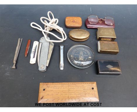 A quantity of collectables to include Walter Coombs Cheltenham snuff box, Electric Blasting Apparatus Co. Cinderford paperwei