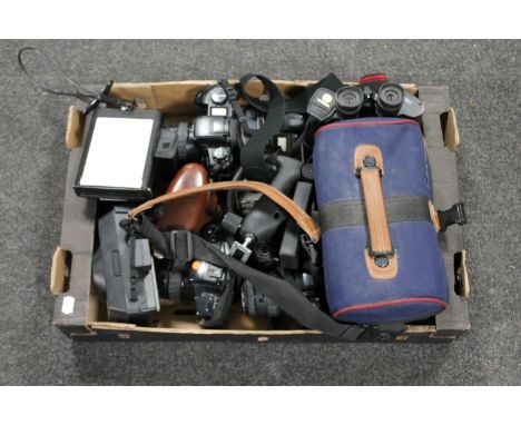 A box of cameras, Minolta DYNAX, Polaroid, pair of Pentax binoculars 