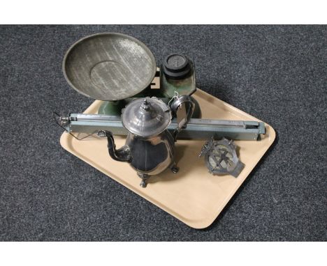 A tray of vintage scales and weights, plated coffee pot, AA badge together with an Arthlo mercury thermometer 
