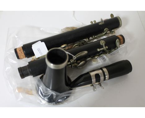 A four piece console clarinet