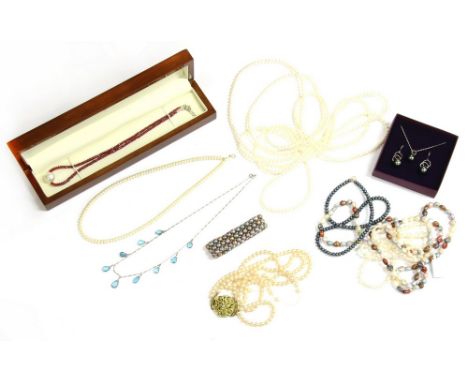 A collection of mainly pearl related jewellery, to include four single row cultured freshwater pearl bracelets, a single row 