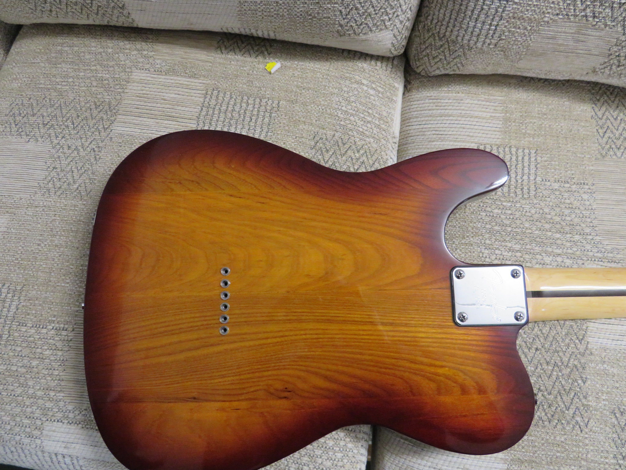 SUNBURST COLOURED BODIED ELECTRIC GUITAR (NO STRINGS) (A/F)