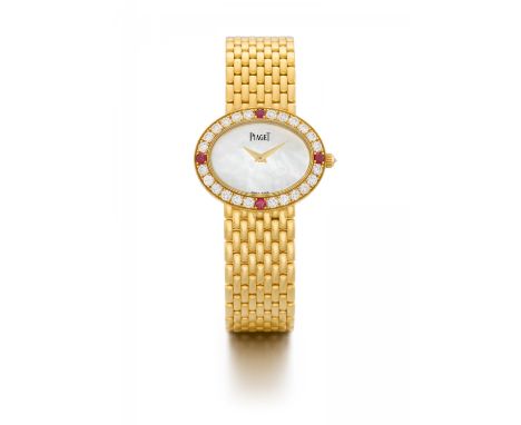 PIAGETArmbanduhr. Herkunft: Schweiz, La Côte-aux-Fées. Werk: Quarz. Gehäuse/Armband: 750/- Gelbgold, Lünette besetzt mit 24 B