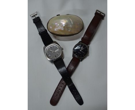 A 1970s vintage stainless steel gentleman's Bulova automatic wristwatch N4, no 3 874883, to/w a gentleman's stainless steel M