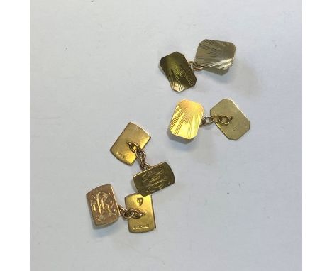 Two pairs of rectangular 9ct yellow and rose gold chain linked cufflinks, one with monogram initials and one with starburst d