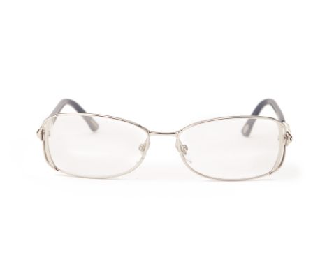 From a private Singaporean collection
Wire frame reading glasses with pearl embellishment to the arms, with Chopard box, side
