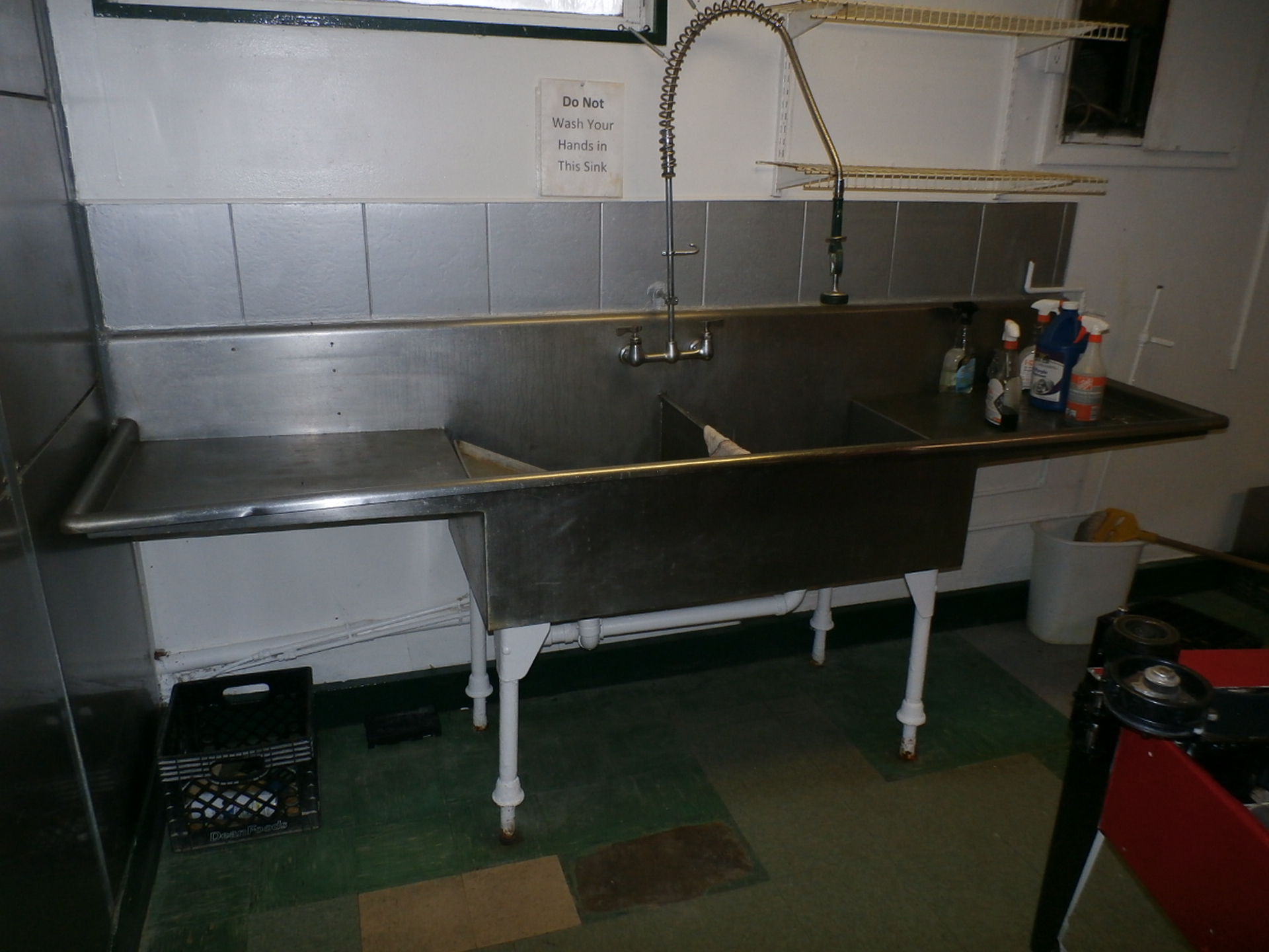 Lot 11 - S/S 2 Bay Sink