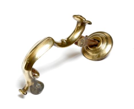 A brass door knocker, late 18th / early 19th century, 21.4cm high.