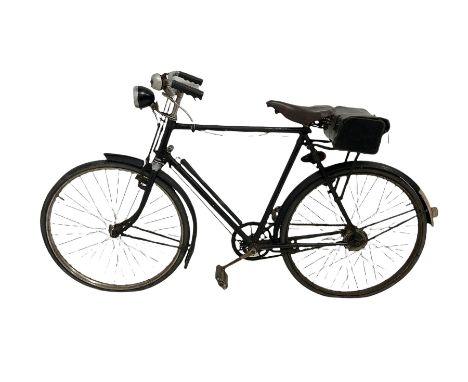 Rudge Whitworth Cycles - Vintage early 20th century Gentleman's bicycle, three speed hub gear change, locking wheel forks, br