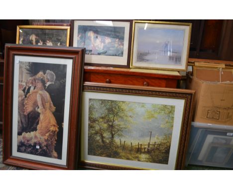 Pictures and Prints - a large quantify of decorative prints, including Old Masters