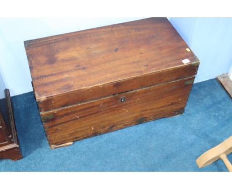 An antique trunk, 77cm width