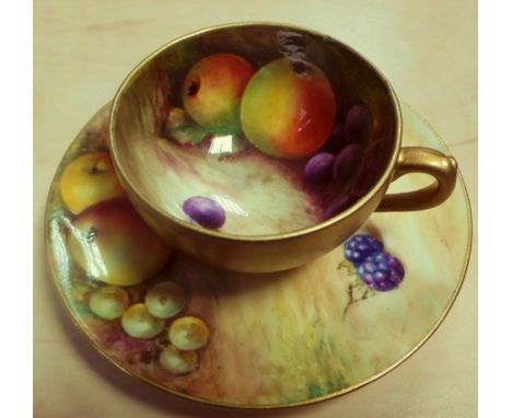 Set early 20th century Royal Worcester fruit painted cabinet cups and saucers, 1911 to 1930, painted by Ricketts, Austin, Loc