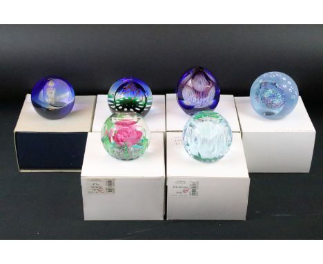 Six limited edition Caithness paperweights to include Rambling Beauty series 2 Helen MacDonald (1/1), Winternet by Alastair M