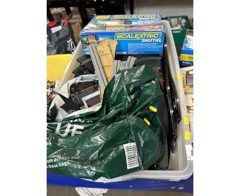 Mixed Lot: Various Scalextric track and accessories