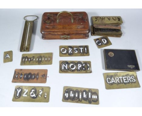 An early 20thC oak desk stand, brass thermometer, Players Navy Cut cigarette tin, etc. (a quantity)