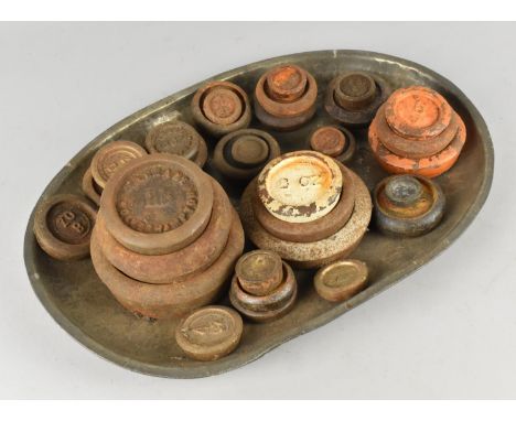 A Collection of Various Early/Mid 20th Century Cast iron Scale Weights, 1oz to 4lbs