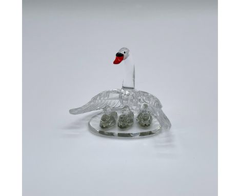 Part of the Beauties Of The Lake collection. Depicts a mother swan with her three baby swans, each attached to a round flat b