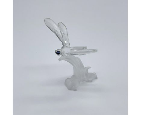 Originally part of the Among Flowers And Foliage collection, later moved to In The Secret Garden collection. A clear crystal 