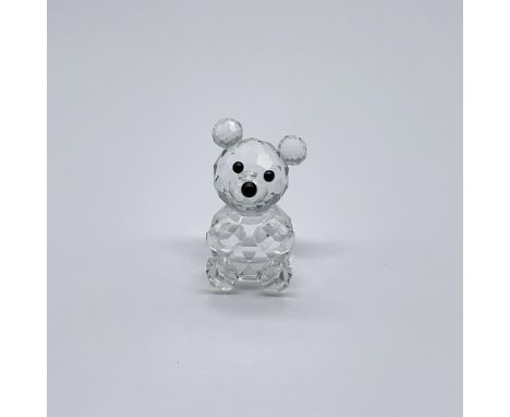 Part of the Woodland Friend collection. Clear faceted crystal bear with black crystal nose and eyes. Swarovski swan mark. Thi