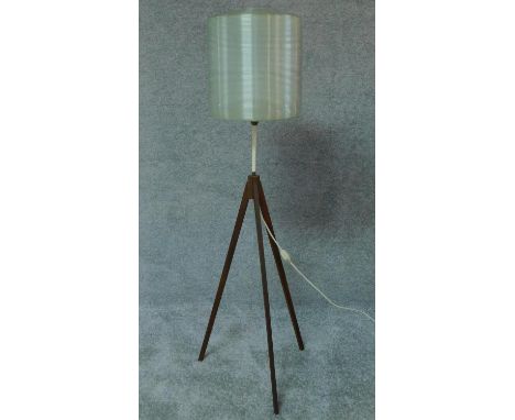 A mid 20th century floor standing lamp with ribbed perspex shade on tripod sputnik style legs. H.114cm 