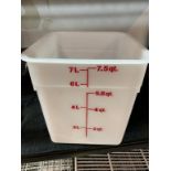 Lot de 7 bacs à mesurer 7 litres avec couvercles