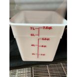 Lot de 5 bacs à mesurer 7 litres avec couvercles