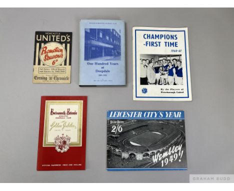 Collection of footballing publications, Players F.A. Cup souvenirs, handbooks, Club histories, etc.,include Newcastle United 