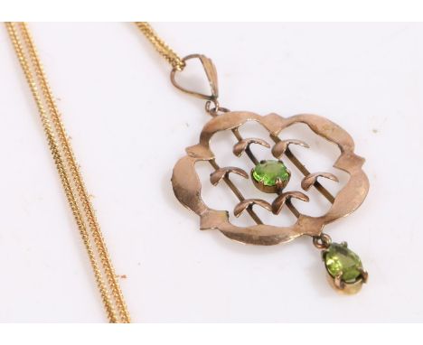 9 carat gold chain link necklace and pendant, the pendant set with light green stones, weight 4.2 grams&nbsp;