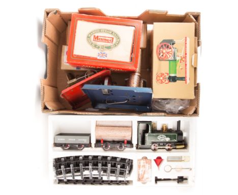 A small quantity of live steam items by Mamod and Wilesco. A Mamod Steam Railway Train Set comprising; 0-4-0 locomotive, 2x w