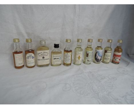 Ten Single Malt or Scotch Whisky Miniatures, Glen Calder 40 year old 40% vol, Dufftown 70 years Cancer Research 40% vol, Robe