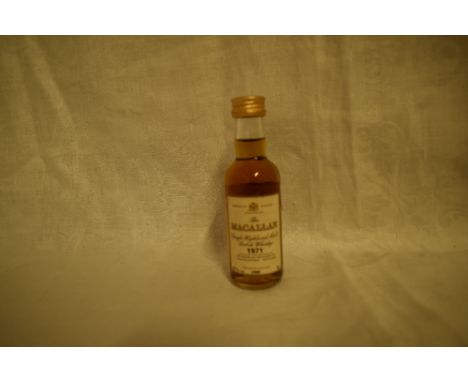 A Macallan Single Highland Malt Scotch Whisky Miniature, 1971 bottled 1989, 43% 5cl