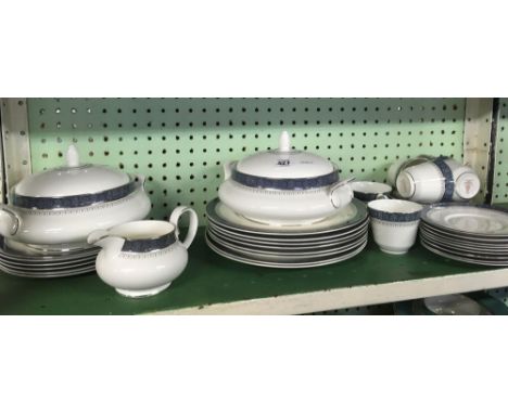 SHELF OF ROYAL DOULTON SHERBROOKE PATTERNED DINNER &amp; TEA WARE