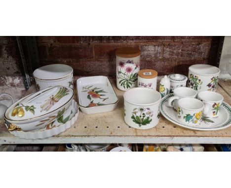 SHELF OF PORTMEIRION, BOTANIC GARDEN &amp; ROYAL WORCESTER EVESHAM