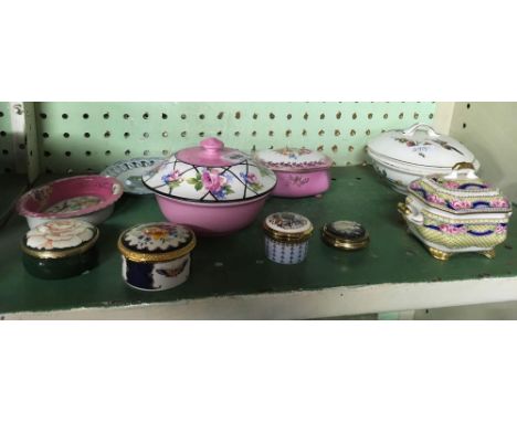 SHELF OF CHINA ORNAMENTS, SOAP DISH, SPODE PIN DISHES ETC