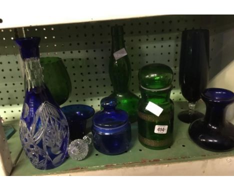 SHELF OF BLUE &amp; GREEN STUDIO GLASSWARE INCL; CUT GLASS DECANTER, VASES ETC