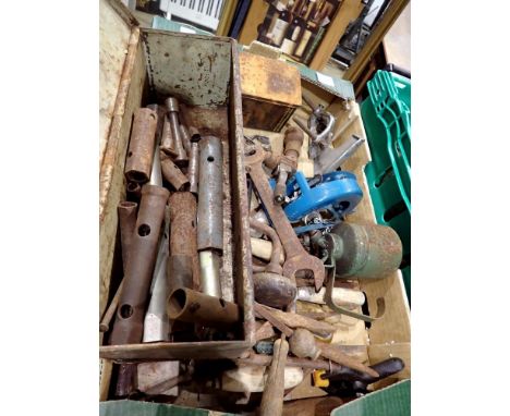 Box of mixed tools. Not available for in-house P&amp;P 