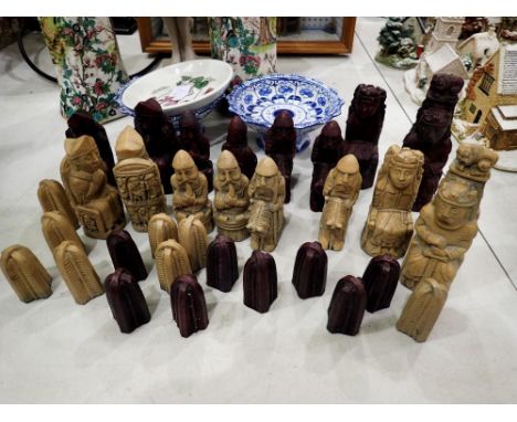 Complete resin chess set. Not available for in-house P&amp;P 