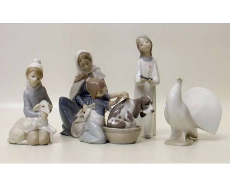 Three Lladro figures and two Nao figures. Condition report: see terms and conditions