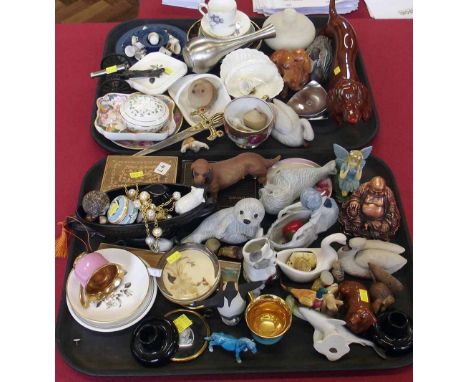 Quantity of Worcester dishes, Royal Albert, Spode and small animal figures. Condition report: see terms and conditions